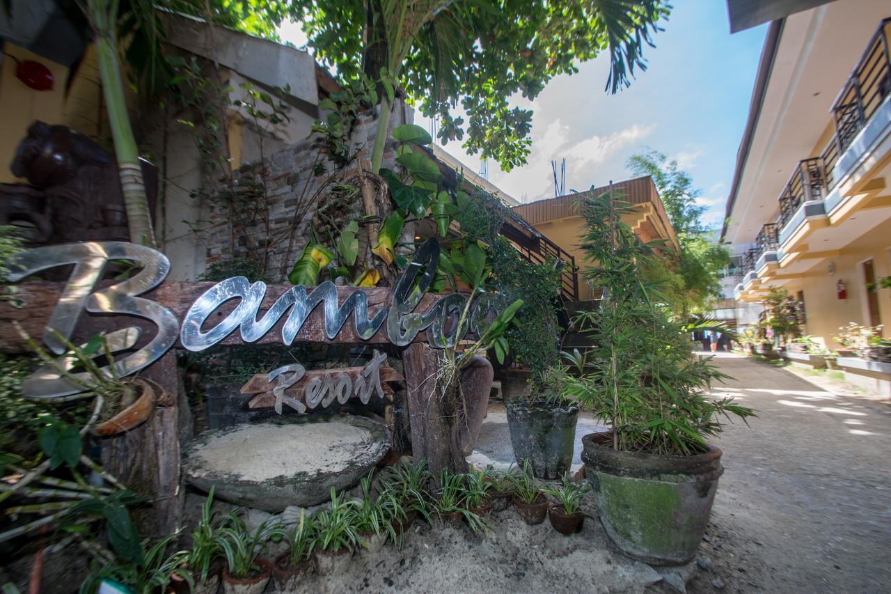 Bamboo Beach Resort & Restaurant Manoc-Manoc Exterior photo