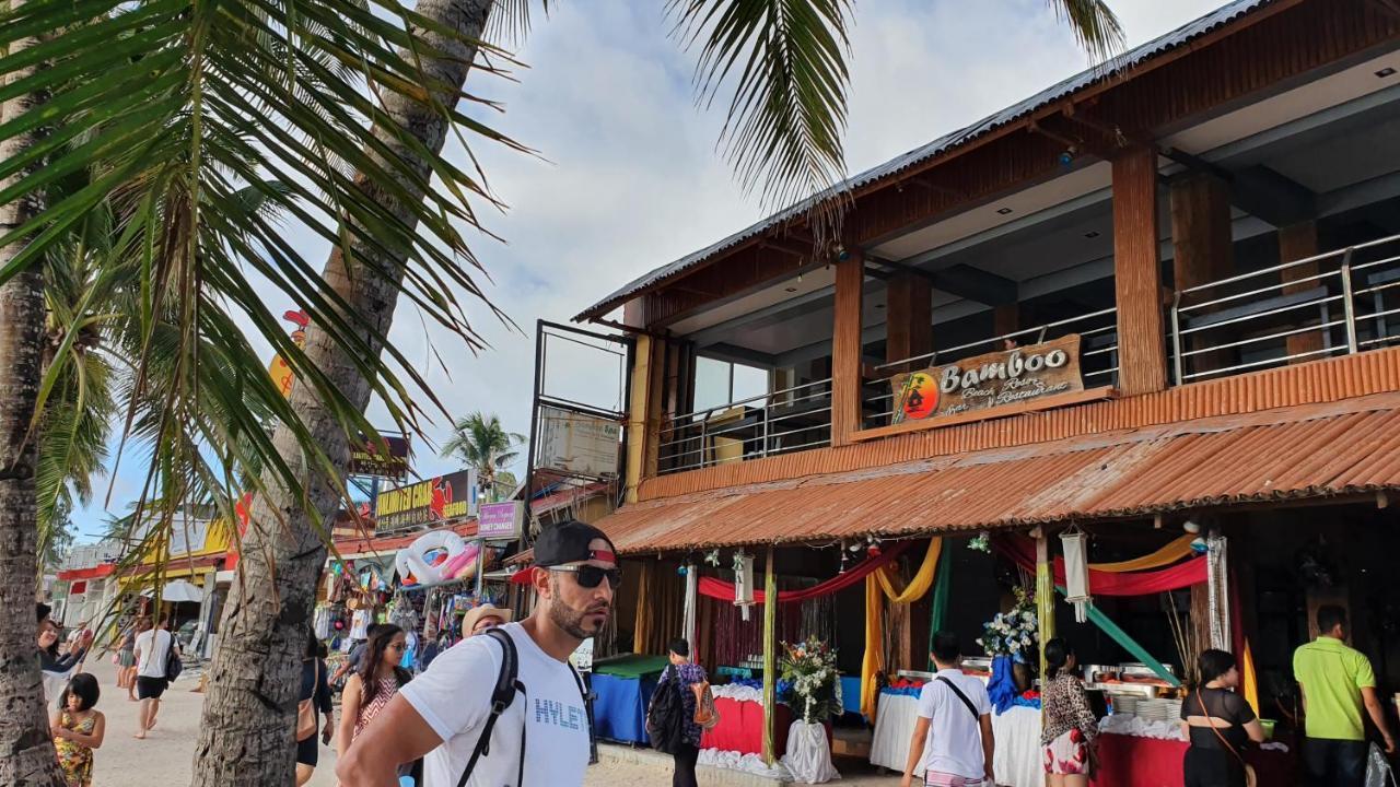 Bamboo Beach Resort & Restaurant Manoc-Manoc Exterior photo